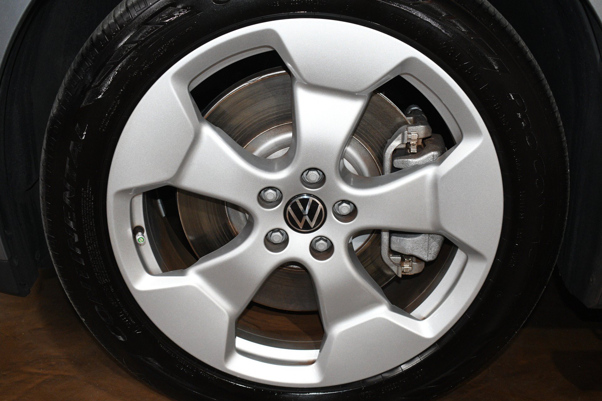 Used 2025 Volkswagen ID. Buzz Pro S RWD image 65