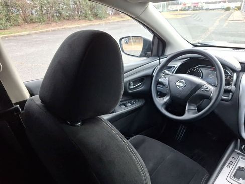 Used 2019 Nissan Murano S image 15