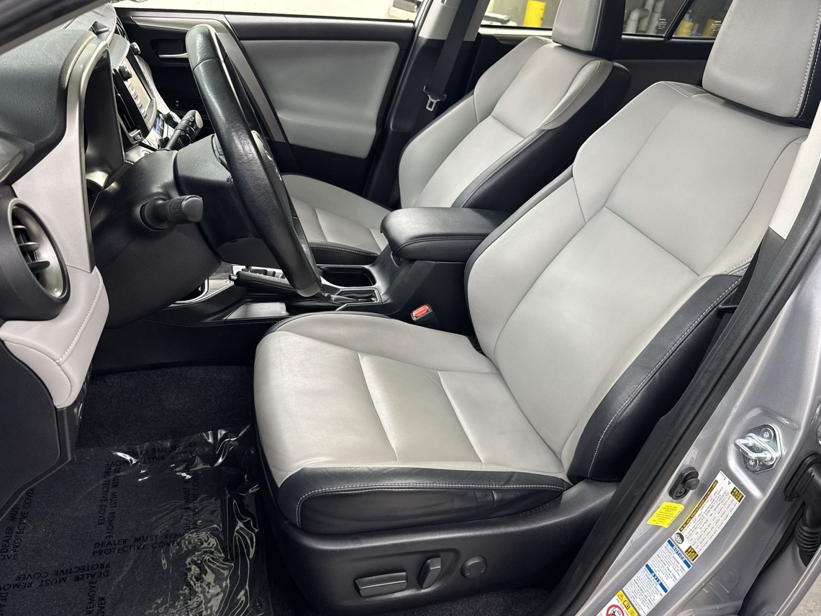 Used 2017 Toyota RAV4 Limited AWD/4WD image 14