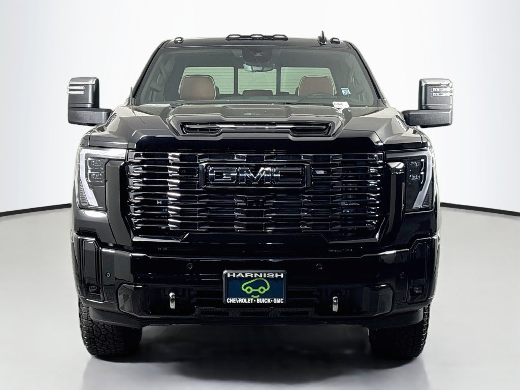 Certified 2025 GMC Sierra 3500 Denali Ultimate AWD/4WD image 2