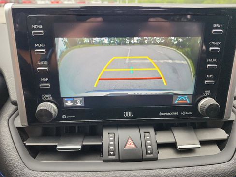 Used 2020 Toyota RAV4 XSE AWD/4WD image 19