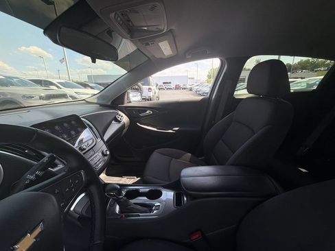 Used 2024 Chevrolet Malibu LT w/ Midnight Edition FWD image 15