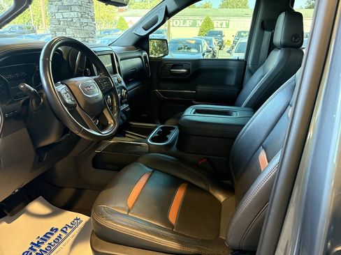 Used 2021 GMC Sierra 1500 AT4 AWD/4WD image 2