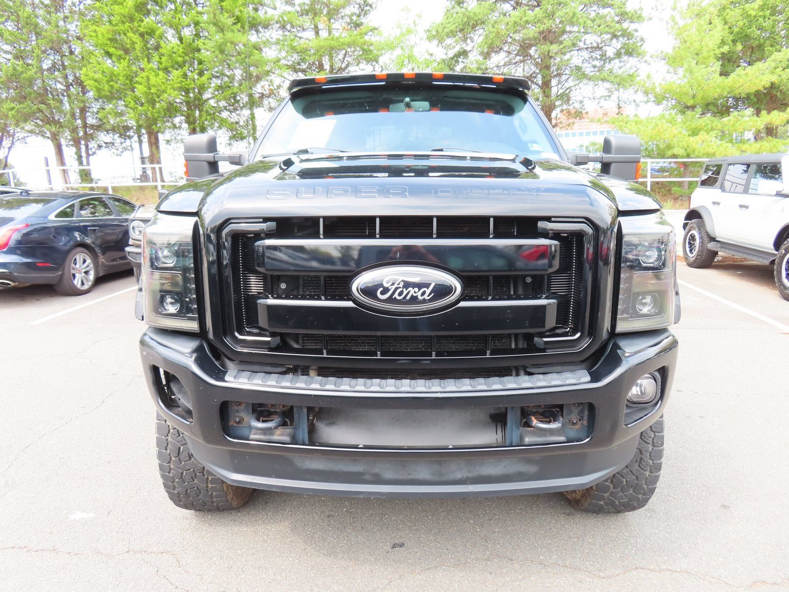 Used 2016 Ford F250 XLT w/ XLT Value Package AWD/4WD image 2