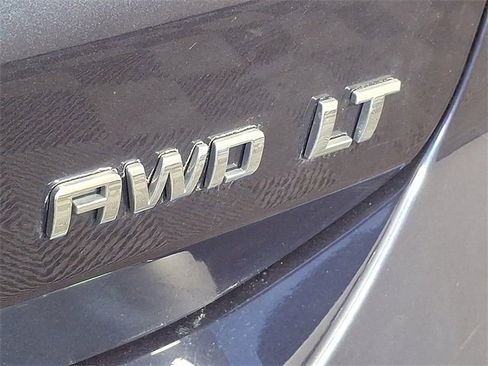 Used 2019 Chevrolet Equinox LT image 30