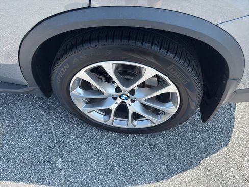 Used 2024 BMW X5 sDrive40i w/ Premium Package RWD image 11