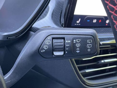 Used 2023 Ford Escape ST-Line Elite w/ Premium Technology Package AWD/4WD image 39