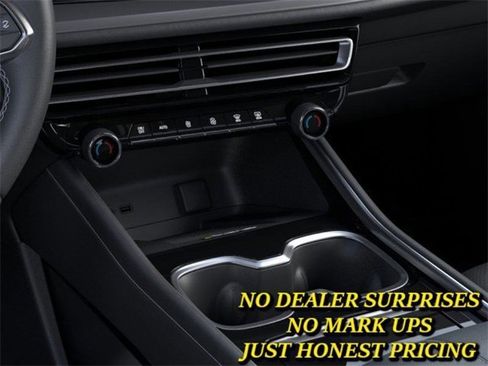 New 2026 Chevrolet Traverse LT w/ Driver Confidence Package image 23