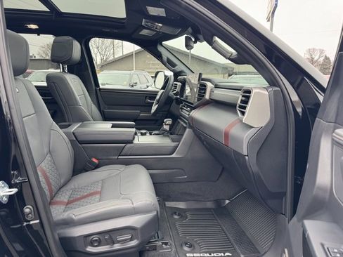 Used 2026 Toyota Sequoia Capstone image 40