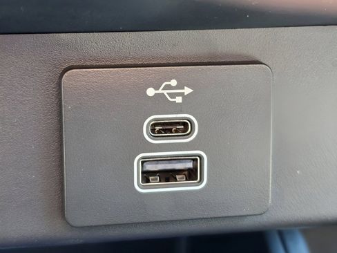 New 2025 Ford Maverick XLT w/ XLT Luxury Package image 7