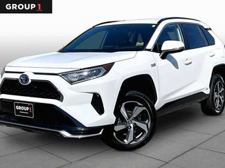 Used 2021 Toyota RAV4 SE AWD/4WD video 1