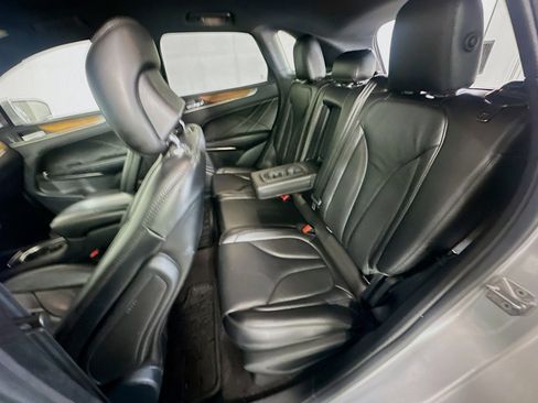 Used 2017 Lincoln MKC Select w/ Select Plus Package FWD image 26