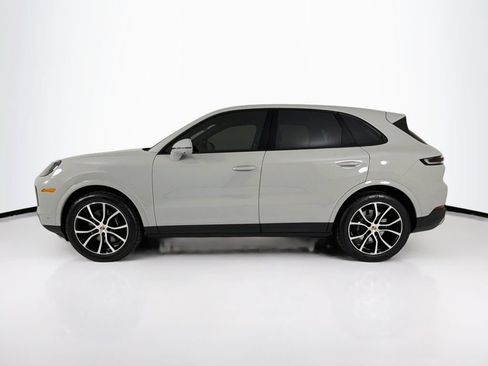 New 2026 Porsche Cayenne AWD/4WD image 2