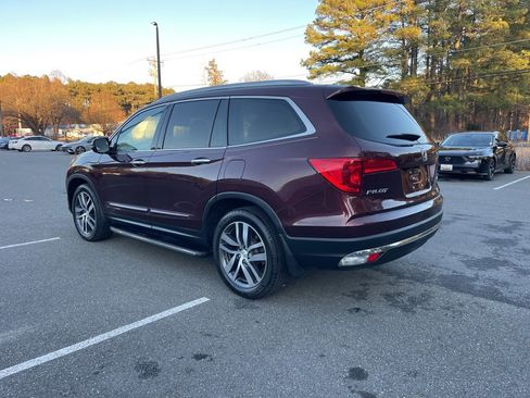 Certified 2017 Honda Pilot Touring image 11