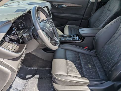 Used 2023 Buick Envision Avenir AWD/4WD image 17