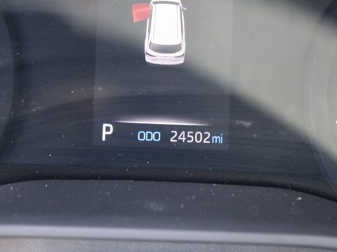 Used 2023 Toyota Sienna XSE w/ XSE Plus Package image 16