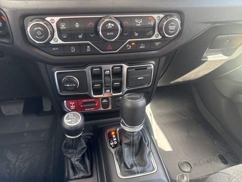 New 2026 Jeep Gladiator Willys image 18