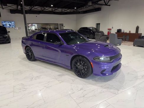 Used 2023 Dodge Charger R/T w/ Blacktop Package RWD image 4