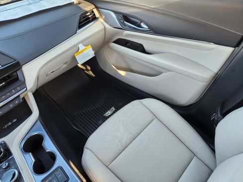 New 2025 Cadillac CT4 Premium Luxury image 15