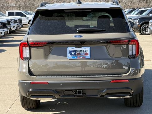 New 2026 Ford Explorer ST-Line w/ ST-Line Street Pack image 36