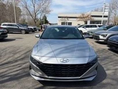 Used 2023 Hyundai Elantra SEL