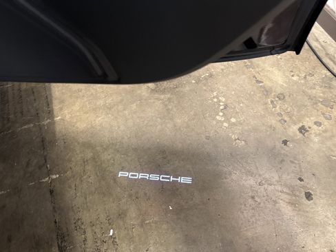 Used 2024 Porsche Macan S image 28