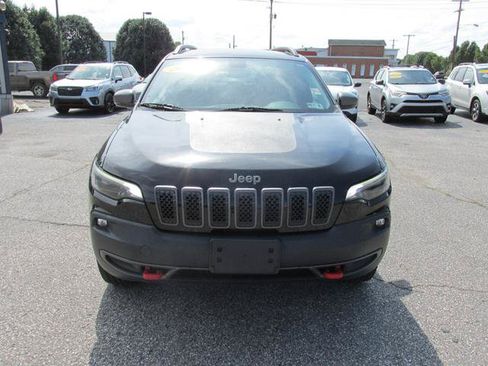 Used 2020 Jeep Cherokee Trailhawk w/ Cold Weather Group AWD/4WD image 2