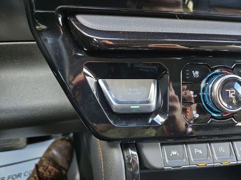 Used 2023 GMC Sierra 1500 AT4 w/ Technology Package image 21