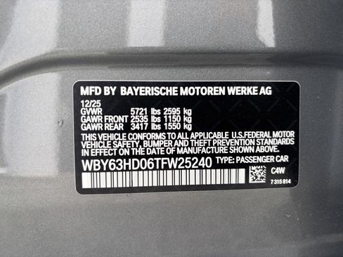 Used 2026 BMW i4 eDrive40 w/ Premium Package RWD image 7