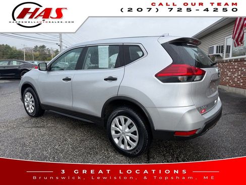 Used 2017 Nissan Rogue S AWD/4WD image 4