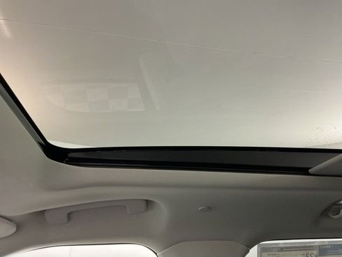 New 2026 Ford Explorer Active w/ Active Comfort Package image 21