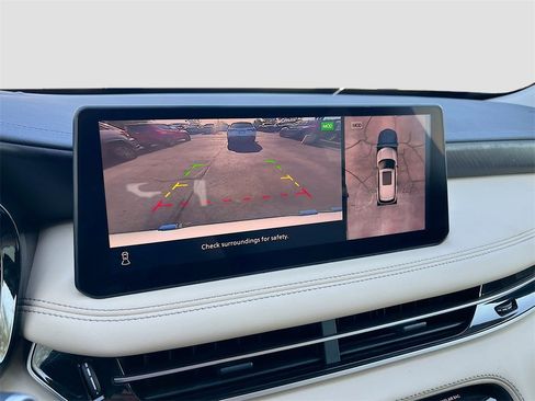 Used 2025 INFINITI QX60 Sensory w/ Vision Package image 14