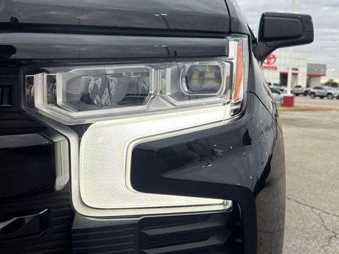 Used 2025 Chevrolet Silverado 1500 LT Trail Boss w/ Convenience Package II AWD/4WD image 11