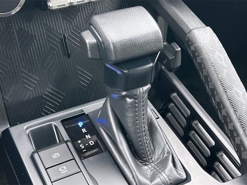 Certified 2024 Toyota Tacoma SR5 image 24