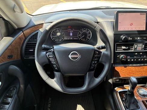 Certified 2022 Nissan Armada SL w/ Cargo Package AWD/4WD image 16