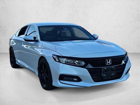 Used 2020 Honda Accord Sport image 3