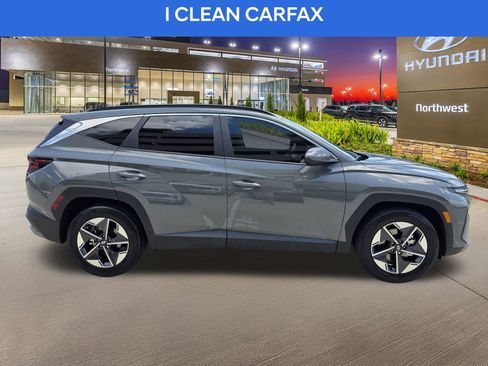 Certified 2025 Hyundai Tucson SEL FWD image 6