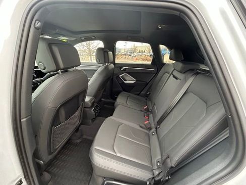Used 2021 Audi Q3 2.0T Premium Plus image 22