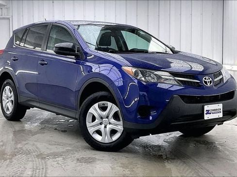 Used 2015 Toyota RAV4 LE AWD/4WD image 34