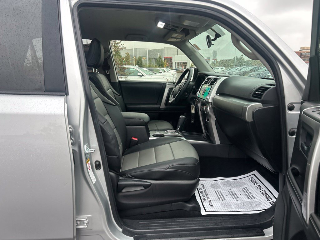 Used 2016 Toyota 4Runner SR5 RWD image 13