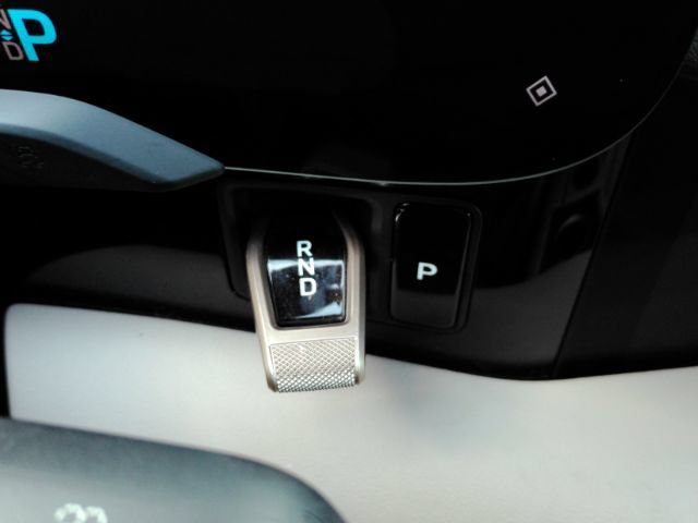Used 2022 Porsche Taycan RWD image 42