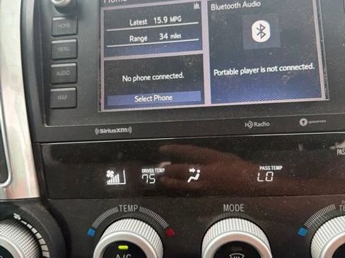 Used 2022 Toyota Sequoia SR5 AWD/4WD image 42