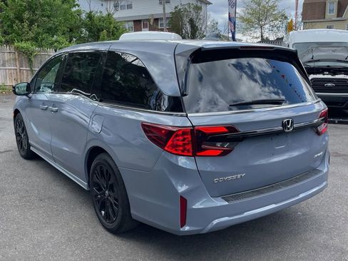 Used 2025 Honda Odyssey Sport-L image 3