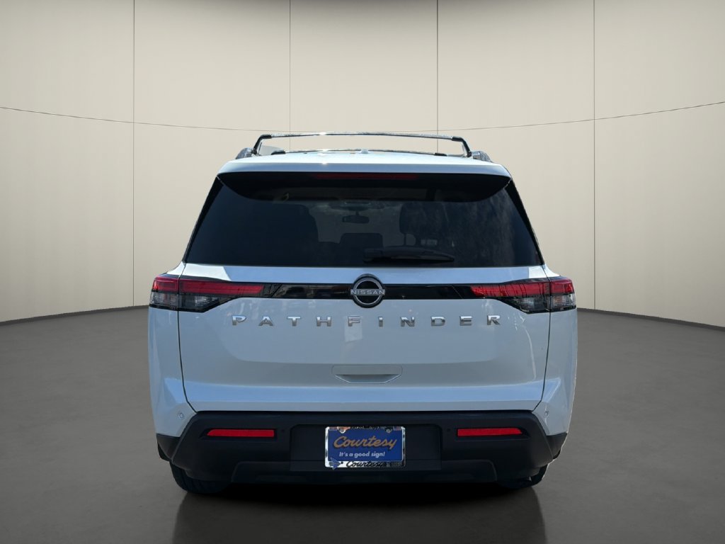 Used 2025 Nissan Pathfinder SV FWD image 6