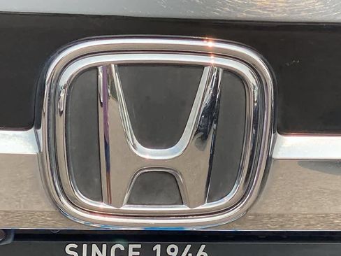 Used 2018 Honda Odyssey Elite image 10