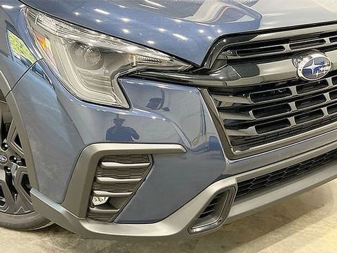 Used 2024 Subaru Ascent Onyx Edition image 39