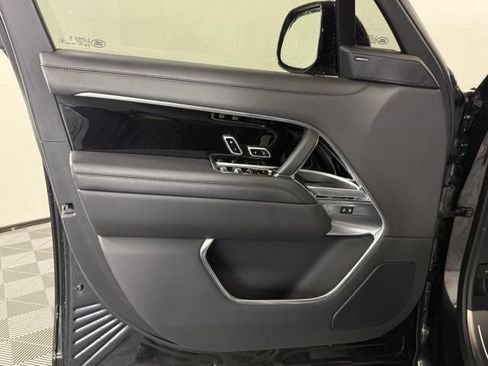 Used 2024 Land Rover Range Rover SE AWD/4WD image 29