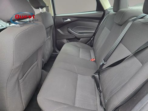 Used 2016 Ford Focus SE FWD image 35