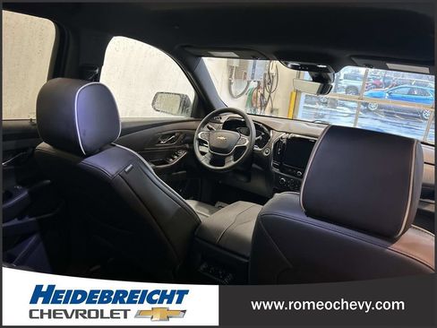 Certified 2023 Chevrolet Traverse Premier w/ LPO, Floor Liner Package image 31