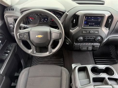Used 2024 Chevrolet Silverado 1500 Custom image 13